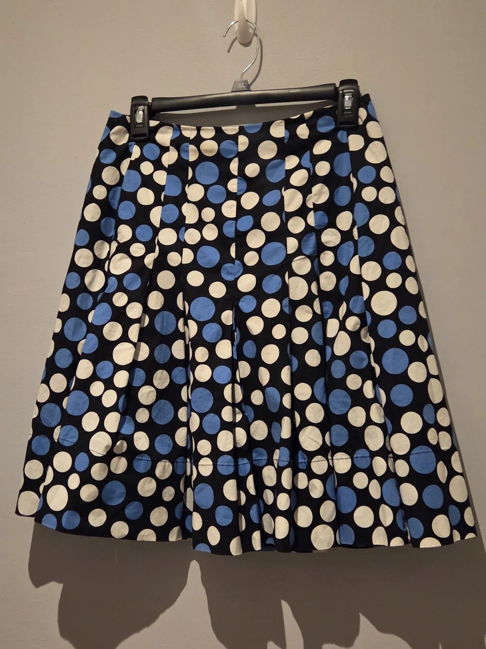 Ellen Tracy Polka Dot Pleated A-Line Skirt Blue White Black Size 2  EUC